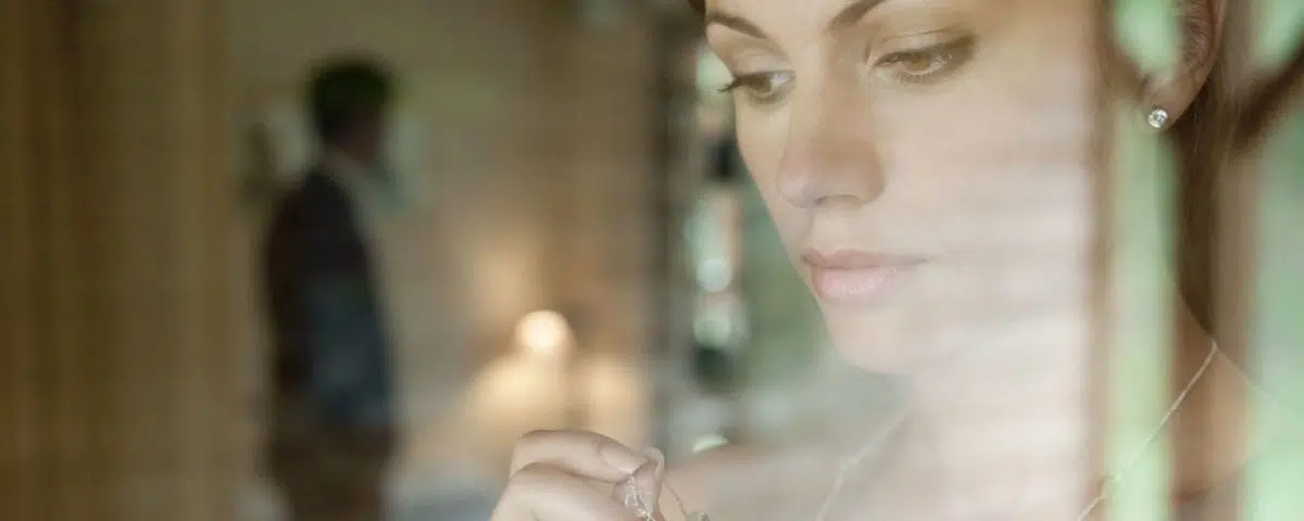 Donna sta per morire e mette un annuncio choc, cerco donna per il mio amante