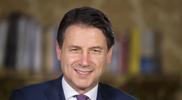 Ora per Giuseppe Conte gli immigrati sono importantissimi “Abbiamo bisogno di loro, fanno lavoro che molti non vogliono fare”