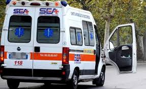 Mercoledì 28 agosto, un uomo di circa 40 anni ha perso la vita in un incidente sulla A4, schiantandosi contro un mezzo pesante.