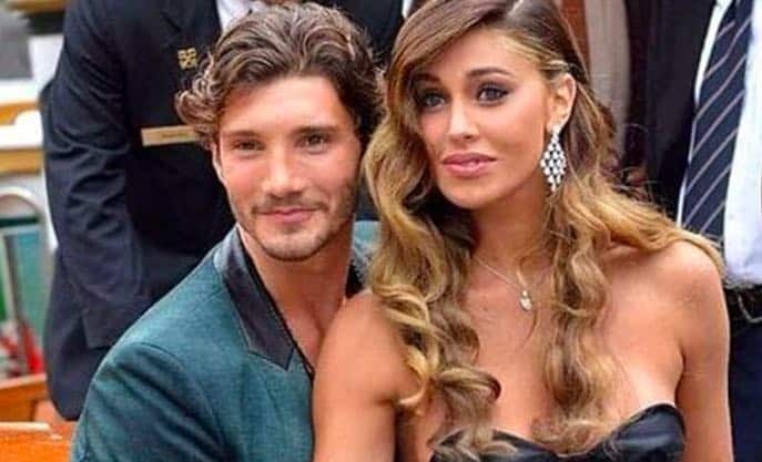 Festival di Sanremo, Amedeus ha deciso, a condurre ci sarà una coppia esplosiva, Stefano De Martino no con Belen ma da un’altra strepitosa bruna