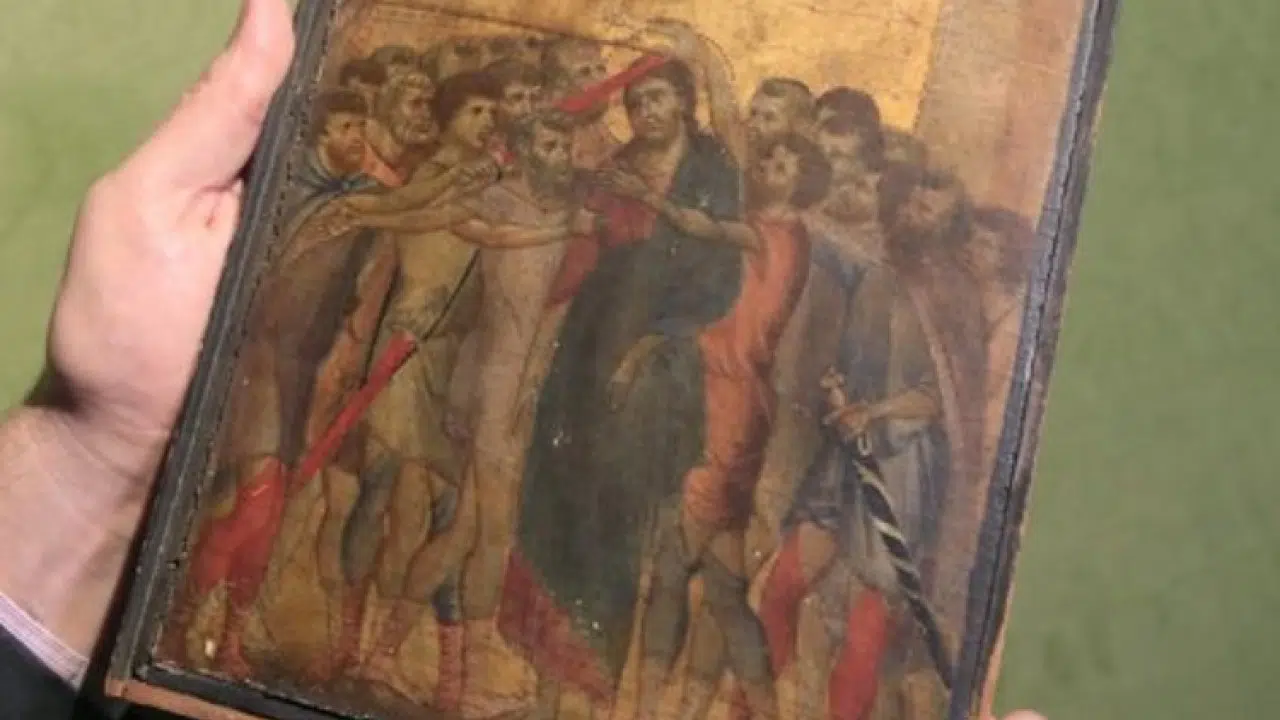 Asta record per un capolavoro di Cimabue venduto a 24 milioni di euro, fino a qualche mese fa era uno dei tanti quadri appesi in una cucina da una famiglia
