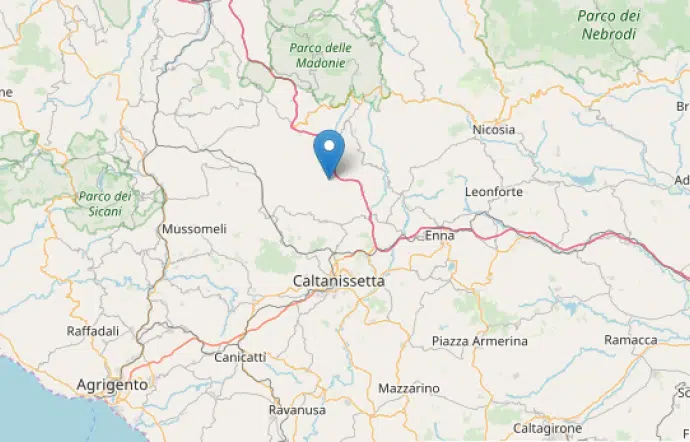 Terremoto in tempo reale, nuova scossa in Sicilia, trema la terra a Caltagirone