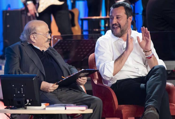 Matteo Salvini a Maurizio Costanzo show: “Se viene Conte in studio facciamo Albano e Romina”