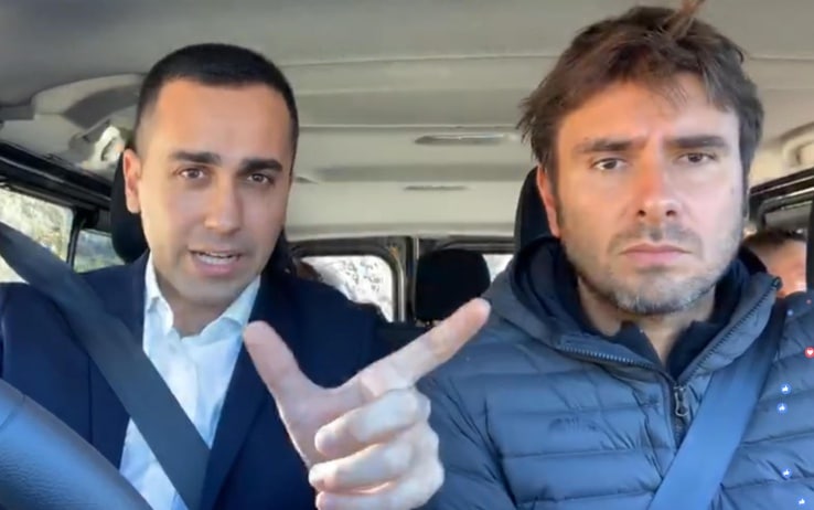 Asse ritrovato tra due big del M5S, Alessandro Di Battista e Luigi Di Maio pronti a rompere con il Pd e andare al voto