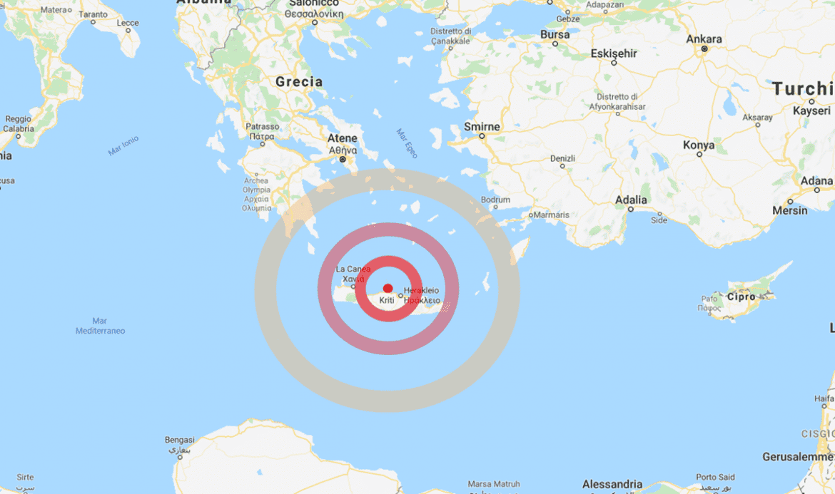 Terremoto oggi, ultime notizie fortissima scossa in Grecia, la terra trema a Creta