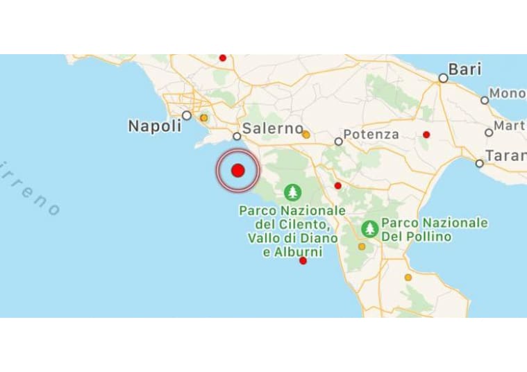 Terremoto in tempo reale, forte scossa in Campania, trema la terra a Salerno