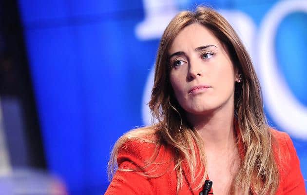 Mattia Santori “Una cena con la Boschi e la Pascale?” la risposta imbarazzata del leader delle Sardine