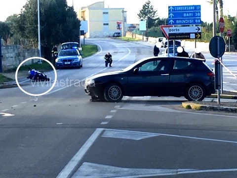 Monopoli , terribile impatto tra auto e moto, perde la vita il centauro Giuseppe Garganese