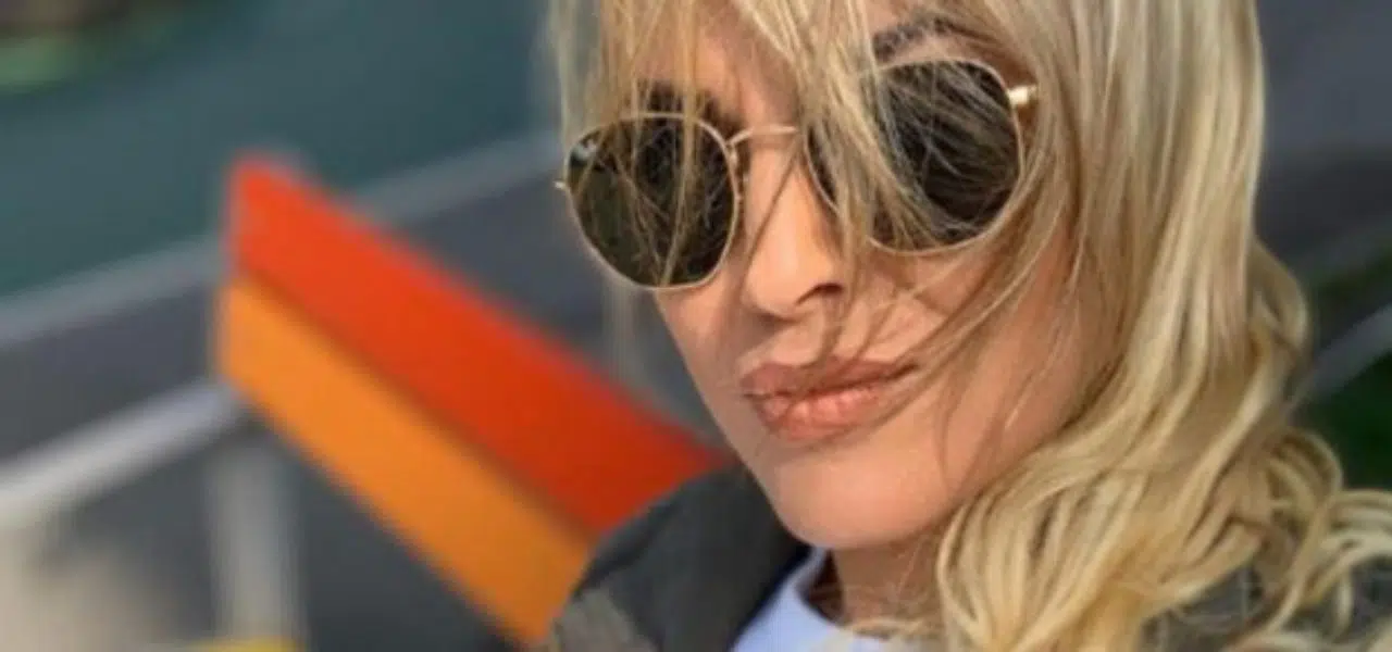 Pascale si racconta tra passioni, politica e ironia: Berlusconi, i diritti civili, l’amore per Turci e la stoccata a Vannacci e Adinolfi.