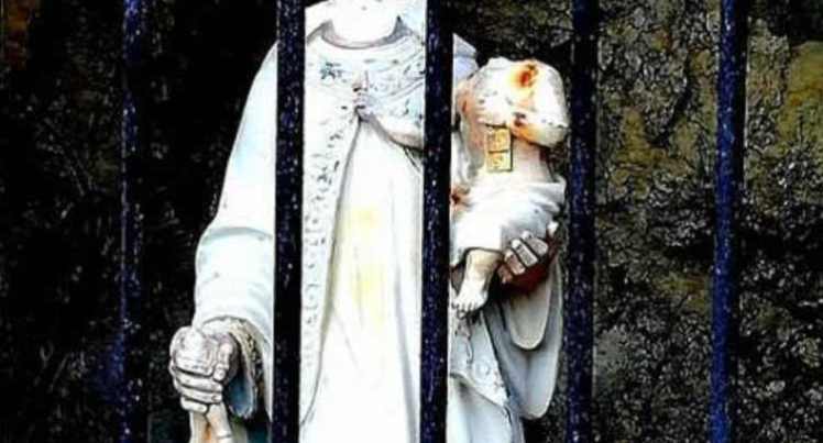 Briatico, decapita statua della Madonna e del Bambinello, Salvini “Ennesimo sconcertante episodio di odio verso la nostra cultura e verso il Natale”