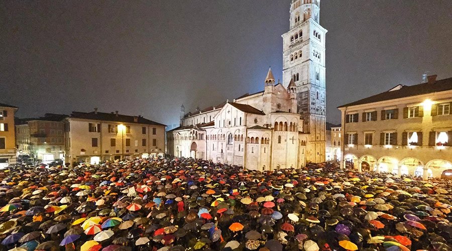 Ultimi sondaggi politico elettorali, le sardine possono arrivare al 15%, tremano Pd e il M5S, sorride la Lega