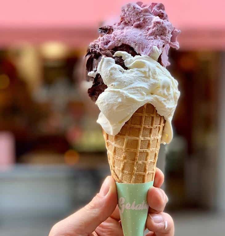 Bimba di 9 anni subito dopo aver mangiato un gelato improvvisamente muore