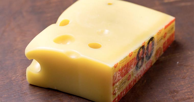 Suona musica classica per migliorare la stagionatura del suo formaggio e fargli avere un sapore migliore