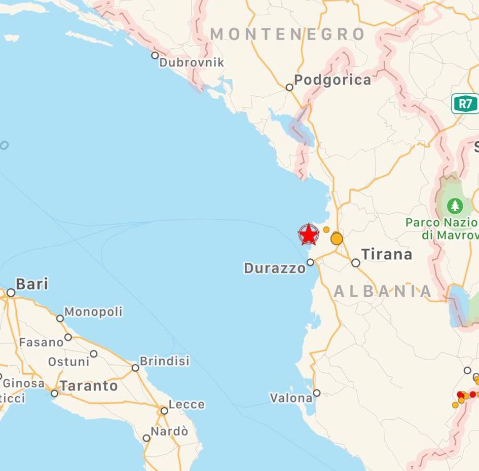 Terremoto in tempo reale, fortissima scossa in Albania, trema la terra anche nel barese