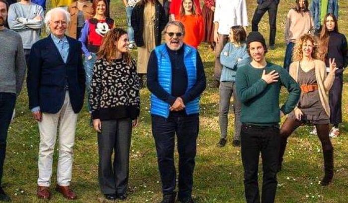 Giorgia Meloni duro affondo alle Sardine “Prima attaccano i poteri forti, poi fanno la foto con Luciano Benetton”