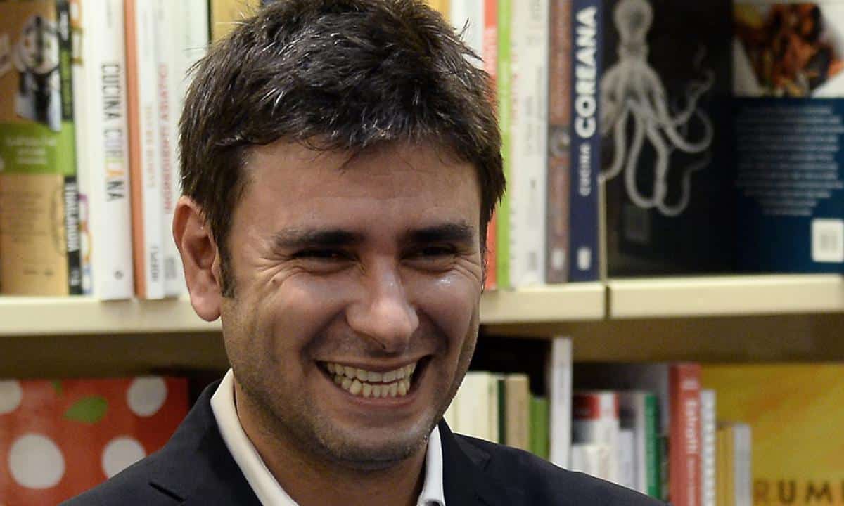 Sondaggi Politici, un partito di Alessandro Di Battista e Gianluigi Paragone spaventa sia il M5S che il Pd