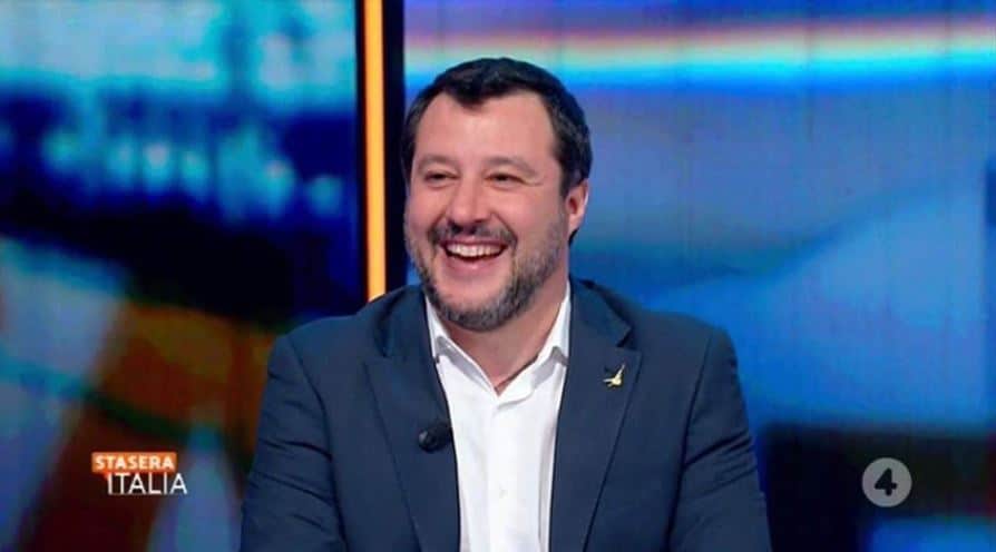 Salvini a Stasera Italia “Sono un sognatore…non penso alle poltrone ma alla gente”