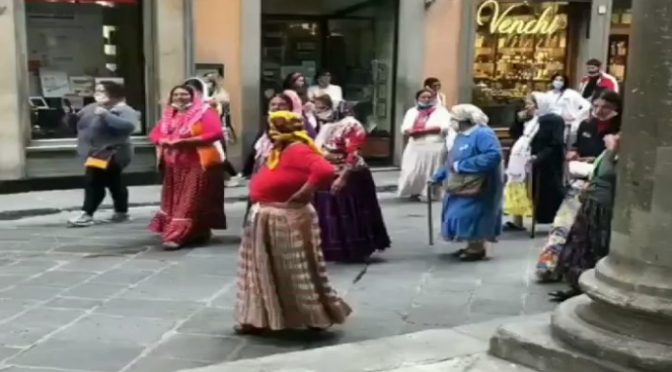 Emergenza Covid-19, a Firenze i Rom organizzano corteo di protesta “Ci spettano soldi”, lo sdegno dei commercianti