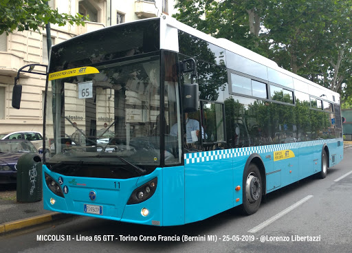 Coronavirus, autobus sta circolando, passeggero sviene, gli altri passeggeri evacuati autista in quarantena