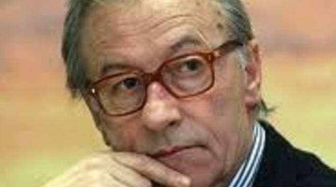 Il giornalista interviene a “4 di sera”: “Vicenda ingigantita, pretesto per indebolire la premier ma ha un carattere di ferro”