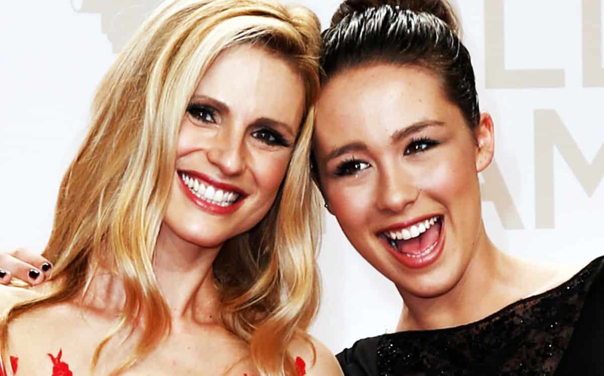 Aurora Ramazzotti e Michelle Hunziker postano una foto, la reazione del web è incredibile