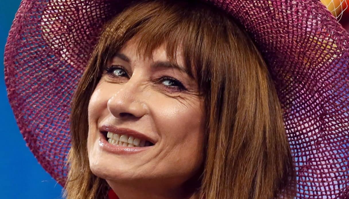 Isola dei famosi, Vladimir Luxuria una furia contro Lory De Santo: “Questo non te lo perdono …”