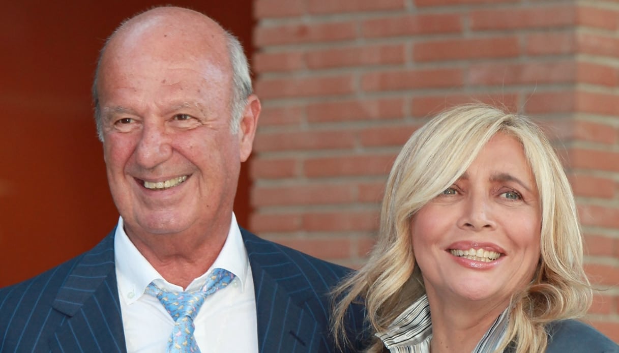 Mara Venier, il marito Nicola Carraro pubblica in video in cui scherzano e poi lui le dice: “Sei bellissima”