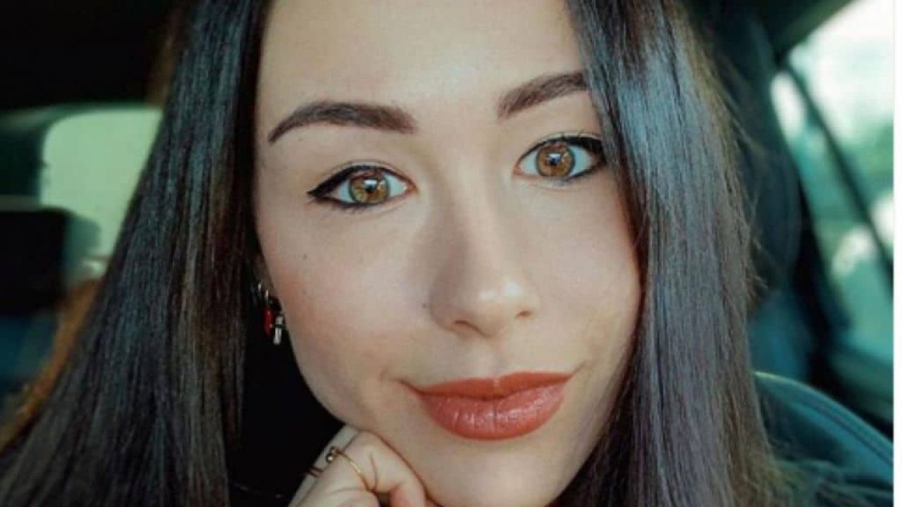 Aurora Ramazzotti massacrata sui social: “Per non sembrare figlia di …”