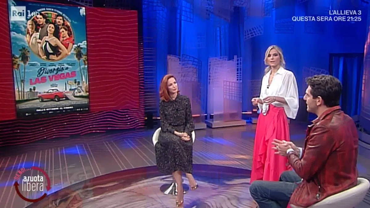 Francesca Fialdini “Da noi … a ruota libera”, Andrea Delogu e Morelli scambio di battute imbarazzanti, gelo in studio, la reazione immediata della Fialdini