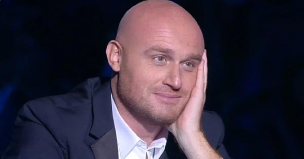 Tu si que vales, un concorrente si scaglia contro Rudy Zerbi “non fare il cretino”: momenti di grande imbarazzo