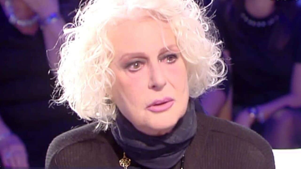 Loretta Goggi strocata per il suo programma “Cosa non funziona”