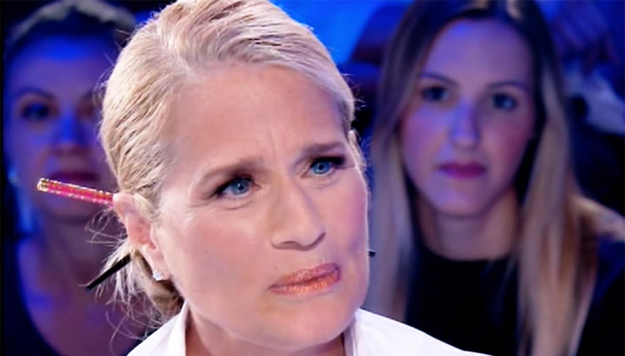 Heather Parisi sul vaccino anticovid: “Io e la mia famiglia non lo faremo”, sul web si scatena una bufera