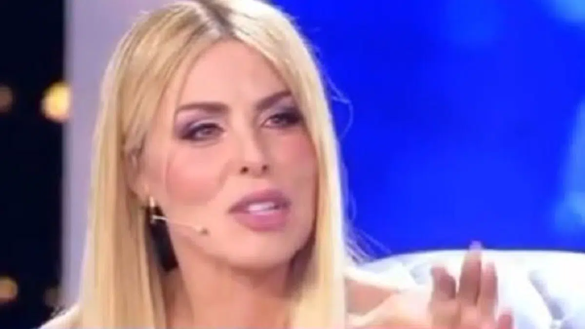 loredana lecciso (risorsa del web)