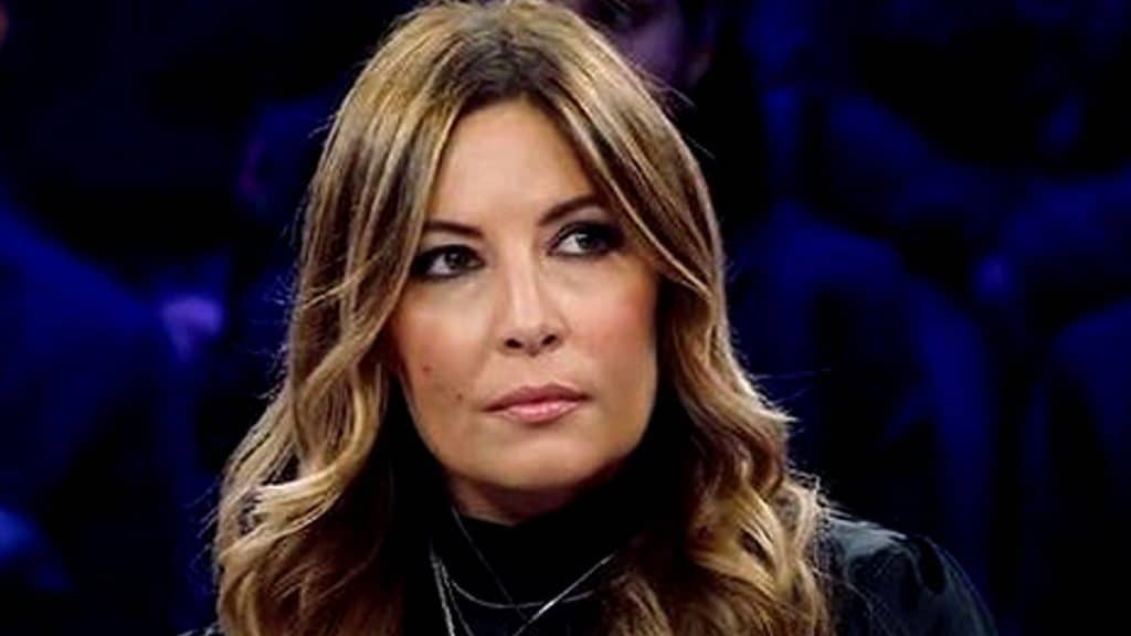 Selvaggia Lucarelli, gli auguri pungenti al fidanzato Lorenzo Biagiarelli “Sei  come Salvini”