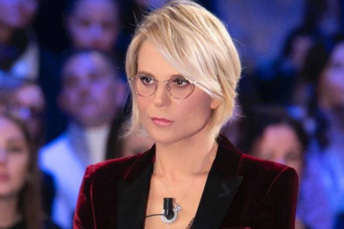 Tu si que vales, Maria De Filippi prima si scaglia contro un concorrente e poi chiede scusa, il pubblico resta senza parole