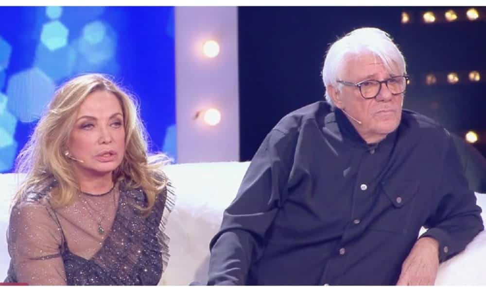 Soliti Ignoti, Simona Izzo ad Amadeus “Mio marito dice che tu …”, cala il gelo in studio