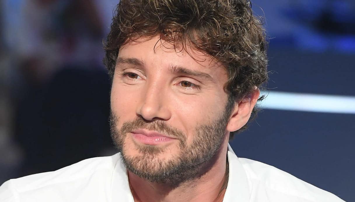 Stefano De Martino lascia tutti senza parole: “Perchè mi criticano”