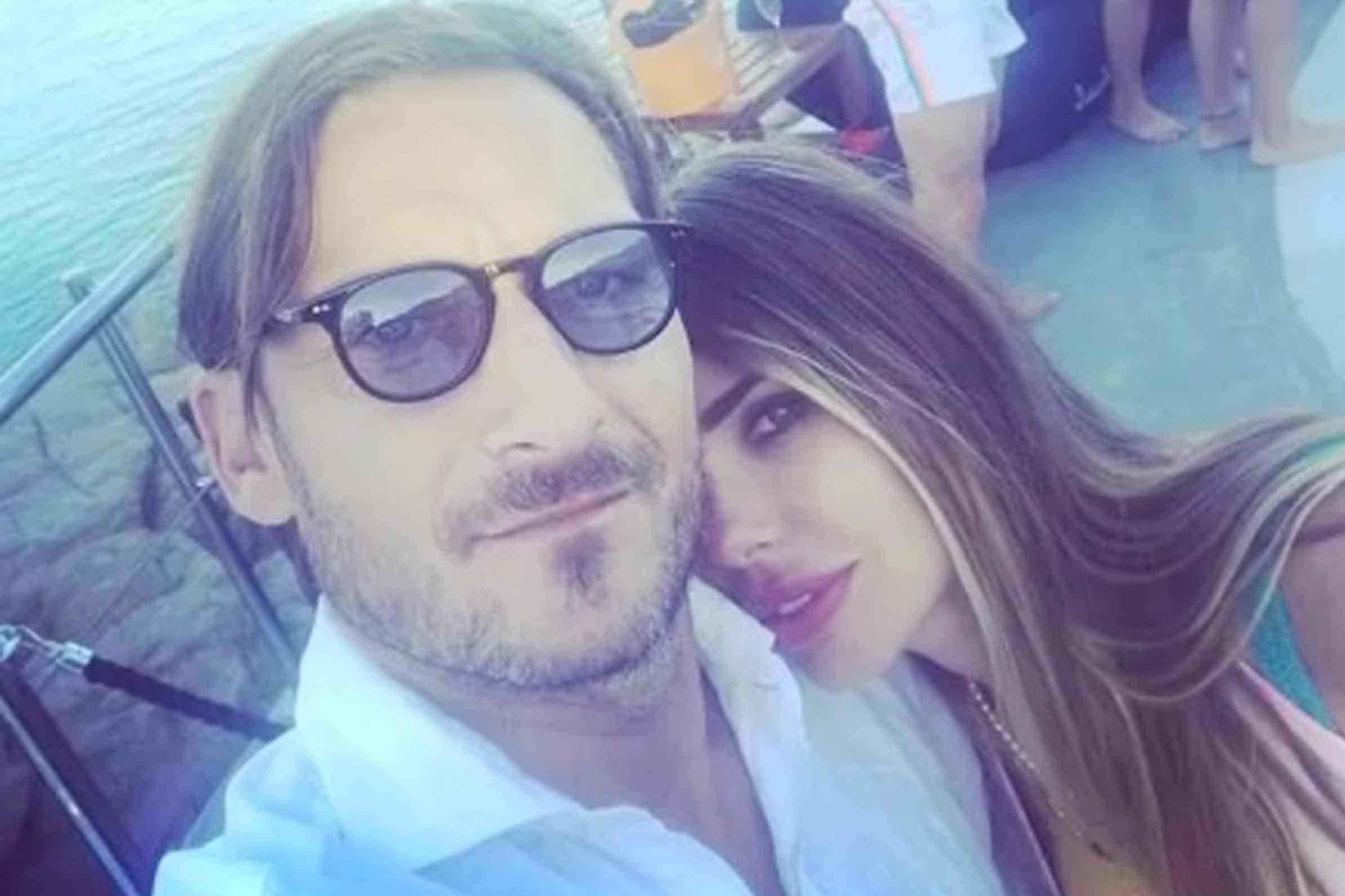 Ilary Blasi compie gli anni, e il marito Francesco Totti le fa una dedica speciale e lei “Magari tra due anni ci lasciamo”