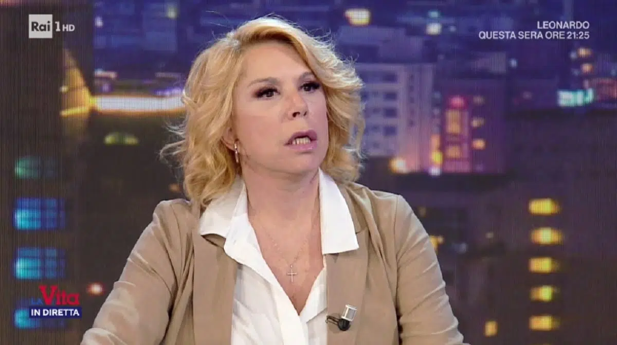 Vita in diretta, Anna Pettinelli, parole pesanti su Milva “Non era simpatica”, Matano resta di ghiaccio