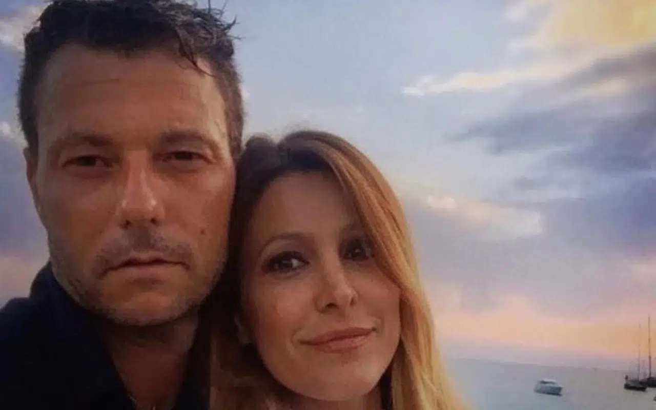 Adriana Volpe, l’ex marito Roberto Parli ha una nuova fiamma e lei “Ho visto le foto e …”