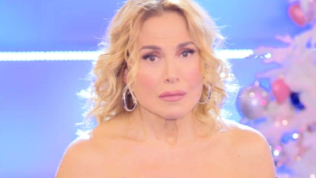 Barbara D’Urso si racconta senza filtri: i nuovi impegni, il flirt con Briatore