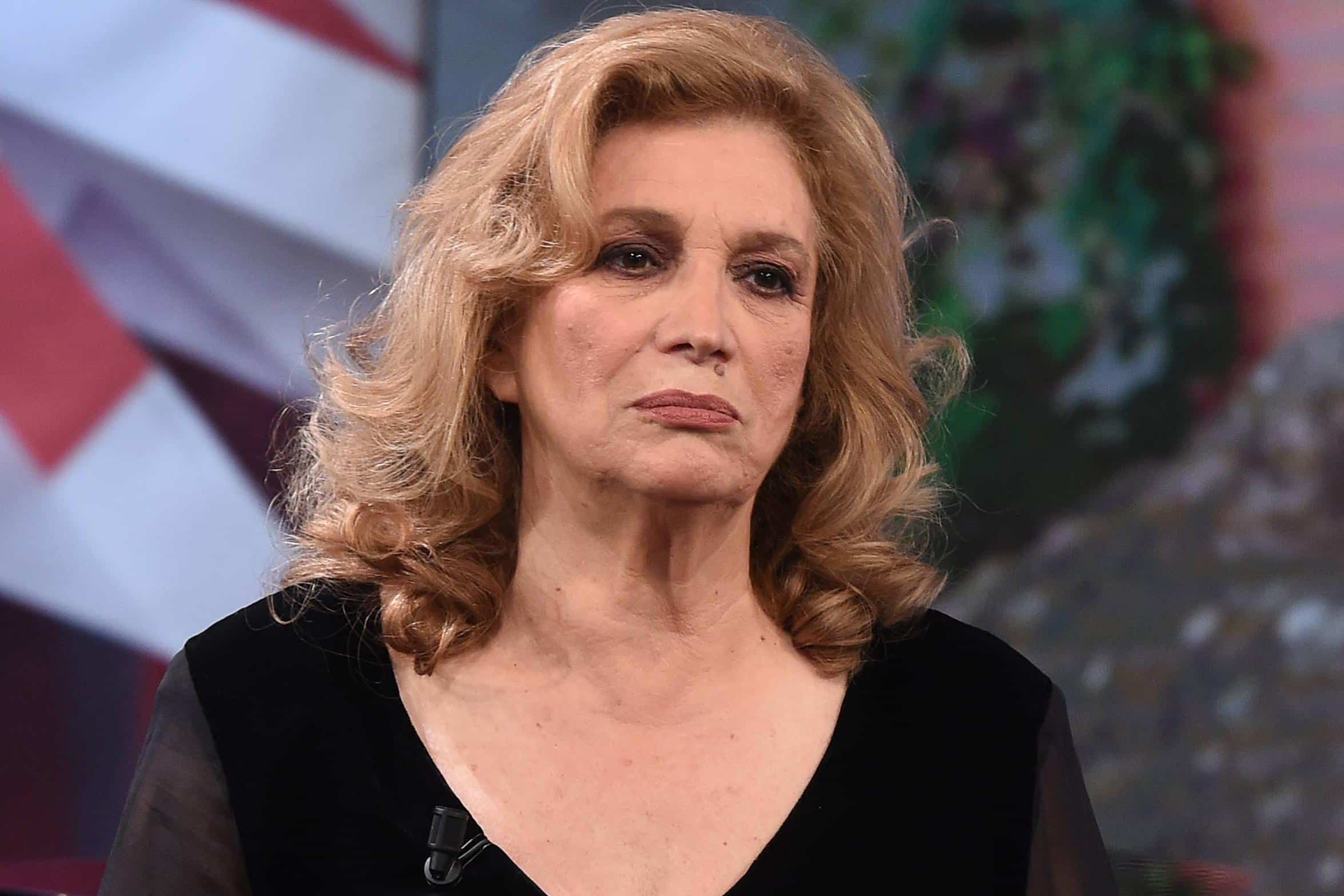 Sanremo 2022, Iva Zanicchi si rivolge a Lorena Cesarini e la gela: “Bambina …”