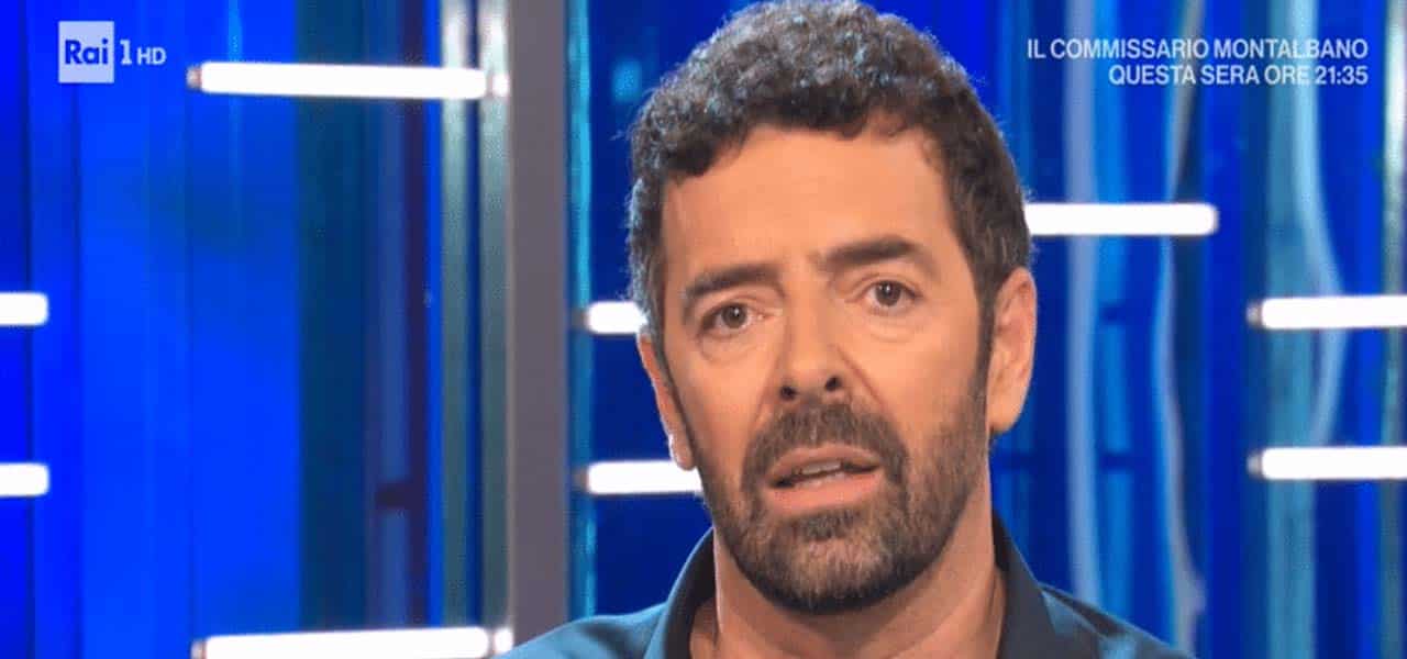 La vita in diretta, Alberto Matano gela l’ospite: “Non so di che si tratta”