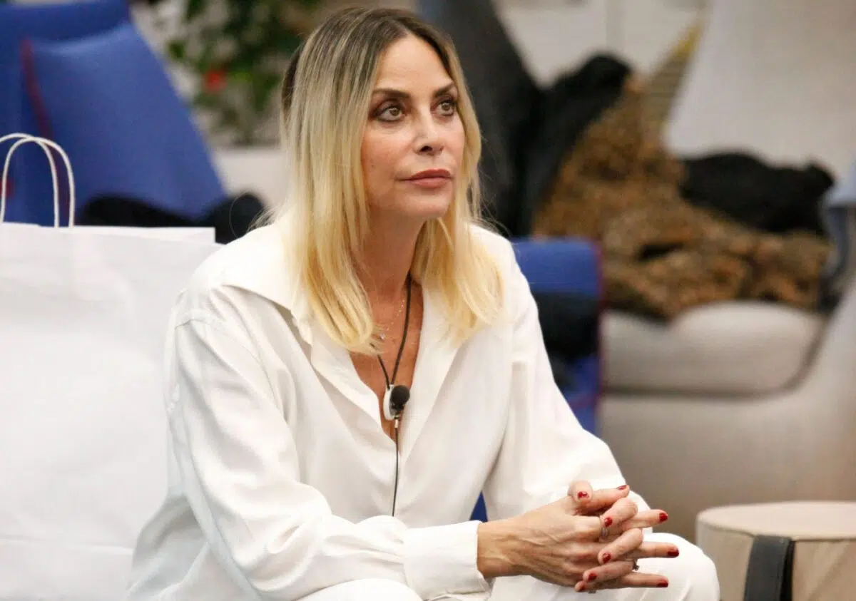 Stefania Orlando, ritorna su Twitter “Entro solo per dire..”