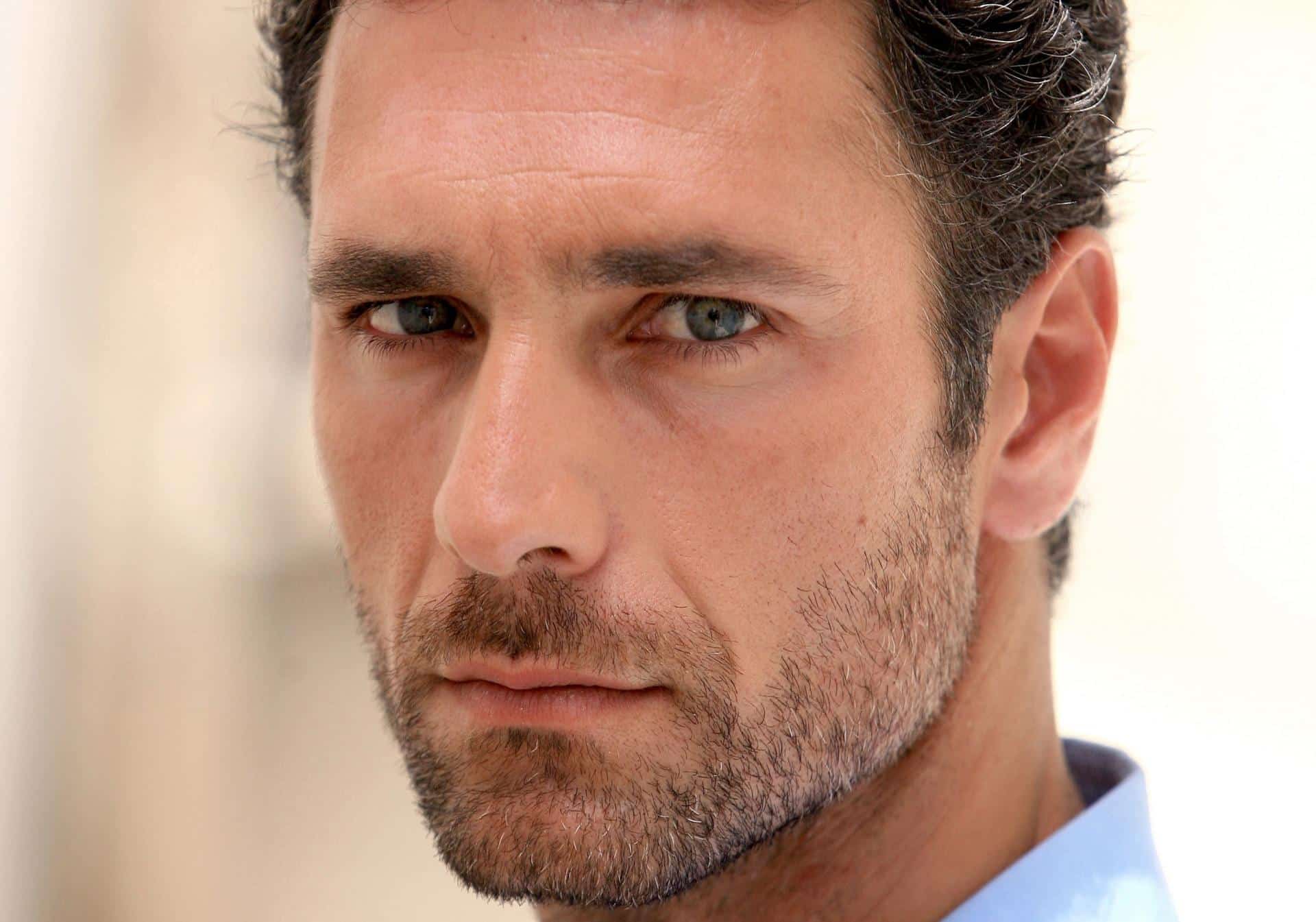 Raoul Bova, le parole che non ti aspetti “La vita spesso toglie tanto..”