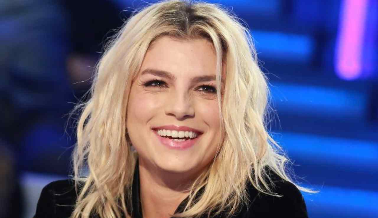 Emma Marrone intervistata da Maria De Filippi rivela “Vorrei solo …” e la De Filippi controbatte