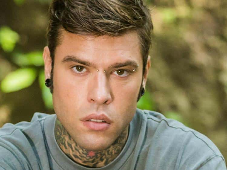 Fedez sul Concerto del Primo Maggio scrive un post e asfalta tutti: “Credo che …”