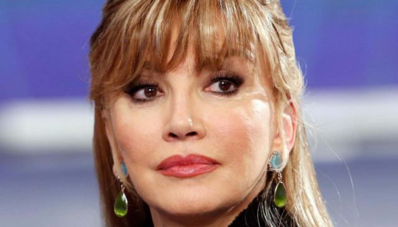 Ballando, dopo l’attacco ad Albano per la decisione di ritirarsi, interviene durissima Milly Carlucci “Dovremmo rinchiudere i concorrenti e …”