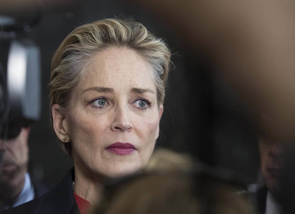 Barbara D’Urso e Sharon Stone, botta e risposta sui social e il web approva