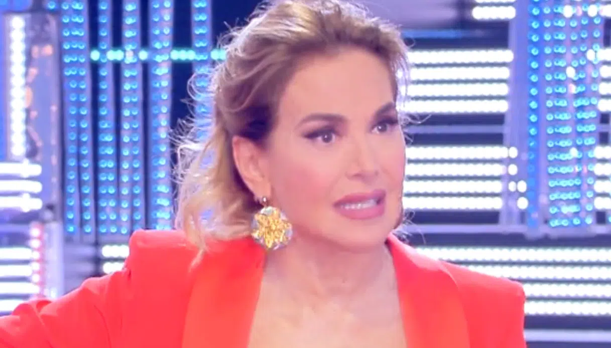 Barbara D’Urso, sui social scrive un messaggio a Ricky Tognazzi e lui le risponde immediatamente, botta e risposta pubblico